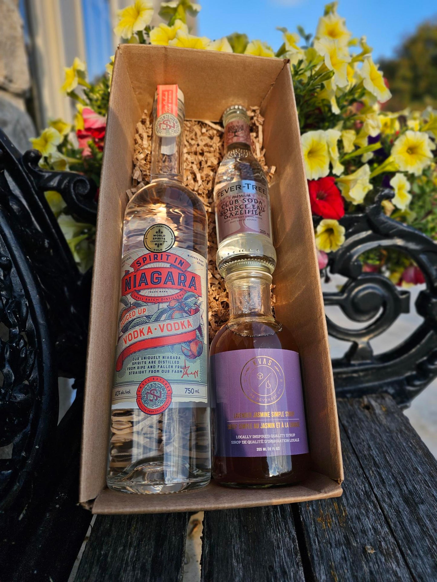 Foxy Lemonade Cocktail Kit